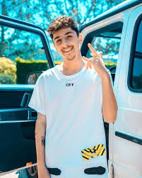 Pin By Marco Avila Santos On Faze Rug In 2020 Mens Tops Mens Tshirts Mens Graphic Tshirt