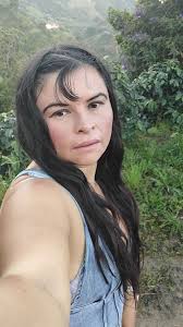 Hernán Gómez arremete...