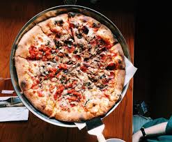 Wood Oven Pizzas At Faccia Luna Pizzeria Wood Oven Pizza Find Pizza Wood Oven