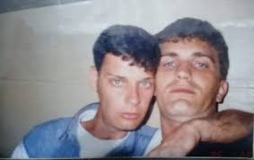 Nunca esqueçamos de que Jesus derramou até a última gota do Seu sangue pela  salvação da humanidade." (Santo Padre Pio de Pietrelcina)