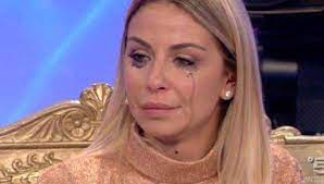 La rivelazione sabrina ghio a rivelo. Uomini E Donne Il Dramma Shock Di Sabrina Ghio E La Verita Sul Nuovo Fidanzato