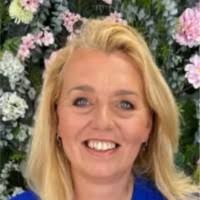 3000+ "Joyce Joyce" profiles