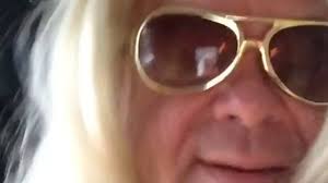 He has been married to stephan nugter since 2000. Paul Invluuenza De Leeuw En Chantal Selfie Janzen Kibbelen Verder Rtl Boulevard