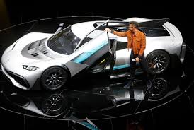 Lewis Hamilton Unveils New 217mph Mercedes F1 For The Road And The 2million Car Is Already Sold Out Mercedes Mercedes Car Mercedes Amg