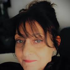 What is an average tip for cleaning services?