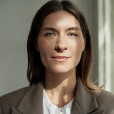 Connecting my work with a visual identity I can relate to. Collaborating  with Otto Stobbe