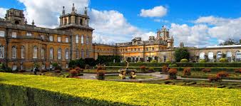 Oxfordshire is a large county in south east england, on the southern fringes of the west midlands, bordered by northamptonshire, buckinghamshire, berkshire, wiltshire, gloucestershire and warwickshire. 30 Campsites In Oxfordshire The Area S Best Camping Sites