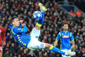 Born 28 february 1994), is a polish professional footballer who plays as a striker for the poland national team. Arkadiusz Milik Ingin Pergi Napoli Tawarkan Kontrak Baru Bola Bisnis Com