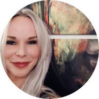 Meg Cronin's Instagram, Twitter & Facebook