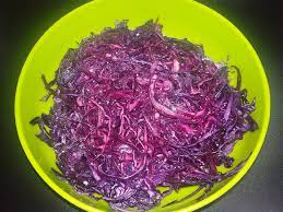 Ogni anno, d'inverno, non riesco a fare a meno di comprare la verza rossa (o cavolo viola o cavolo rosso quest'anno, invece, ho voluto fare uno sforzo e ho deciso di provare a cuocerla, in agrodolce per la. Cavolo Cappuccio Rosso O Viola In Agrodolce Estroso Creazioni