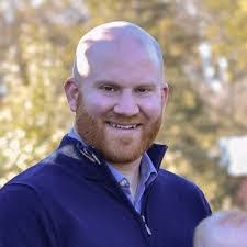 Carlos Mooney's Instagram, Twitter & Facebook