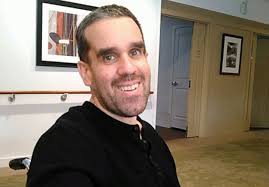 Justin Evans, inspirational while facing adversity, dies at 42