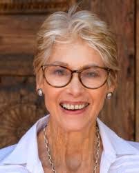 Dorothy Bracey's Instagram, Twitter & Facebook