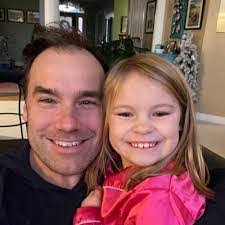 Frankie Roark's Instagram, Twitter & Facebook