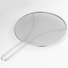 This set of screens by bitimexhome comes in three handy sizes for most frying so, if you know that your frying pan is practically your best friend when cooking then kristie's kitchen splatter screen is just for you. Grease Splatter Screen For Frying Pan 13 Stops 99 Of Hot Oil Splash Protects Skin From Burns Splatter Guard For Cooking Iron Skillet Lid Keeps Kitchen Clean Stainless Steel Walmart Canada