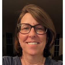 Amanda Arney's Instagram, Twitter & Facebook