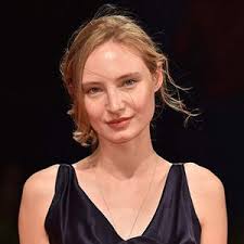 Julia Roy: fotograflari