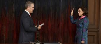 La pareja ya se había separado en 2008, sin embargo años después decidieron darle una nueva oportunidad al amor y casarse. Se Que Representara Con Lujo De Detalles Los Intereses De Colombia Presidente Duque A Viviane Morales Nueva Embajadora Ante El Gobierno De Francia Cancilleria