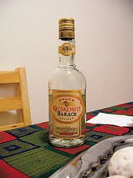 Il liquore è molto profumato, soprattutto per merito della materia prima. Palinka Wikipedia