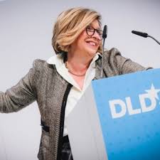 Steffi und ihr freund lebten gemeinsam in einer wohnung in einer ortschaft mit ein paar häusern, die zur gemeinde weißensberg (kreis lindau) gehört. Steffi Czerny Steffidld Twitter