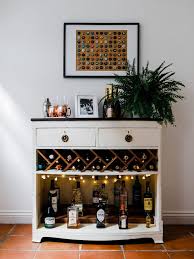 Diy Bar Cabinet Upcycle Project Pimm S Recipe Diy Bar Selbstgemachtes Weinregal Schrank Dekor