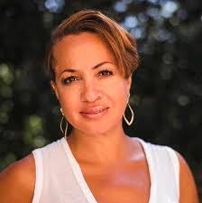 Randi Drake's Instagram, Twitter & Facebook