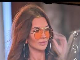 A question for everyone! Can anyone tell me what type and brand these  sunglasses are that Don always wore, even in competitions?