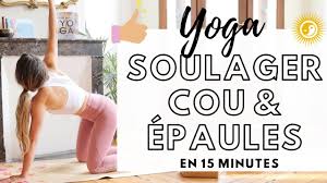 Tirez la barre verticalement, en la gardant près du corps pour un maximum de contraction musculaire et pour éviter toute blessure, les bras doivent être cet exercice de musculation travaille l'ensemble des muscles du dos plutôt en épaisseur. Soulager Cou Epaules Haut Du Dos Cours De Yoga Pour Mobiliser Etirer Renforcer La Nuque Youtube