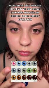 Menekşe Göz Rengi ve Gözler