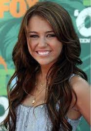 40 Gorgeous Long Layered Hairstyles For Women Miley Cyrus Hair Long Layered Hair Hair Styles