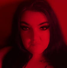 8 month old pupicure best place plz