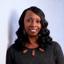 Angela Sadler's Instagram, Twitter & Facebook