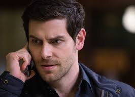 Why Ana De Armas' Agent Stays With The CIA In The Gray Man's Ending