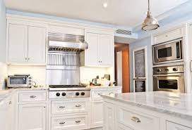 small new york city kitchen look bigger