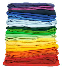 For coloured clothes that can be washed at home, start by sorting your laundry by colour. Stain Fighting Liquid Laundry Booster Oxiclean Color Boost