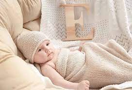 Click through the alphabet and name links below to find your name written in japanese (kanji, katakana and hiragana). Top 500 Baby Girl Names Starting With E