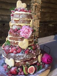 Beat eggs, vanilla extract, oil and buttermilk in a large bowl until fluffy. Naked Cakes Diese Torten Kommen Ohne Fondant Oder Kuverture Aus Kochbar De