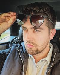 Ali Ashtigo (@aliashtigo) • Instagram photos and videos