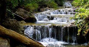 · kanchanaburi erawan national park, kanchanaburi, thailand; Erawan Nationalpark Naturwunder Im Kuhlen Westen Thailandurlaub