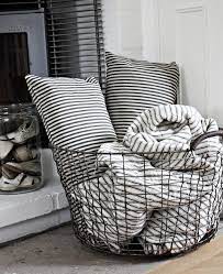 Millas Hem Family Room Home Decor Blanket Storage