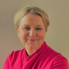 A Curious Curriculum: Teaching foundation subjects well: Mick Waters,  Claire Banks: 9781785836435: Amazon.com: Books