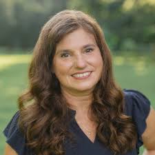 Who's a good real estate agent? Drop recommendations please!