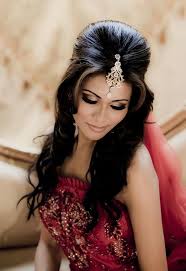 The Best Indian Wedding Hairstyles Half Updo Shaadi Bazaar Indian Wedding Hairstyles Indian Bridal Hairstyles Hair Styles