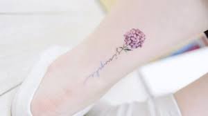 Thời xa xưa, hình xăm trên cơ thể là cách người ta đánh giá vị trí xã hội và cũng là dấu hiệu nhận biết của binh lính, thủy thủ, dân chơi xe gắn máy và bọn tội phạm. Hinh Xam Co Chan Elle