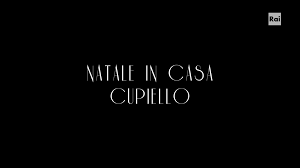 Inizialmente in due atti, diventati tre alcuni anni dopo, nel 1943. Natale In Casa Cupiello Film Wikipedia