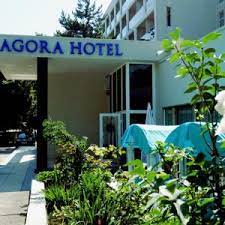 Royal neptun hotel ragusa a 4 stelle è situato a 4.7 km dal porto della città vecchia. Cazare Neptun 17 Hoteluri Disponibile In Neptun