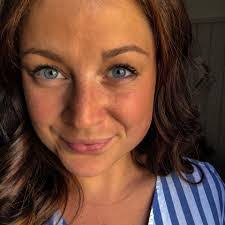 Caroline Johansen's Instagram, Twitter & Facebook