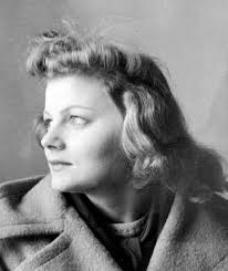 June Lockhart with her daughter Ann(also a actress) and Granddaughter Emily  Lockhart. The picture