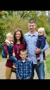 Family Photo Series Navy And Maroon Family Photo Outfits Winter Fall Family Photo Outfits Family Photo Outfits