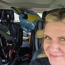 Melanie Shockey's Instagram, Twitter & Facebook